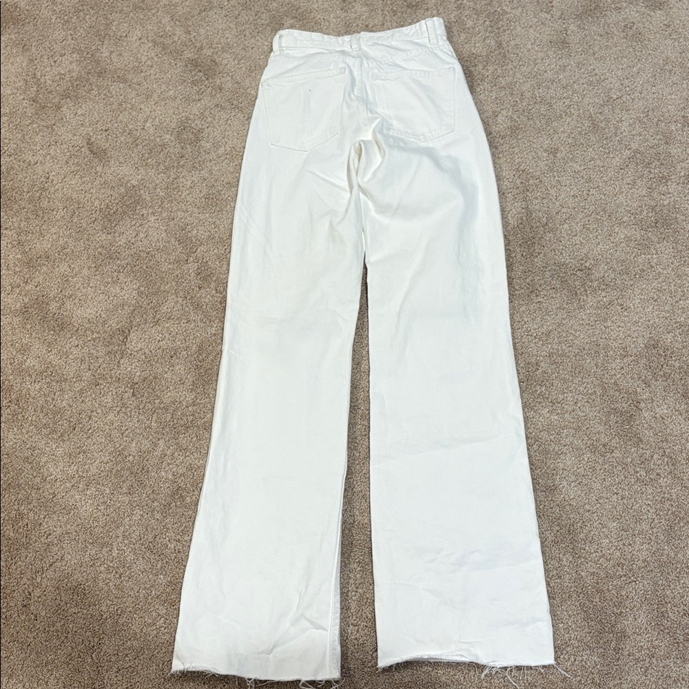 Zara White Distressed Jeans - Picture 6 of 8